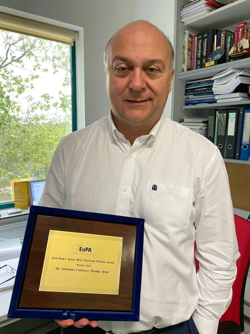 Fernando Corrales recibe Premio “Juan Pablo Albar Proteome Pioneer Award ” de la Asociación Europea de Proteómica